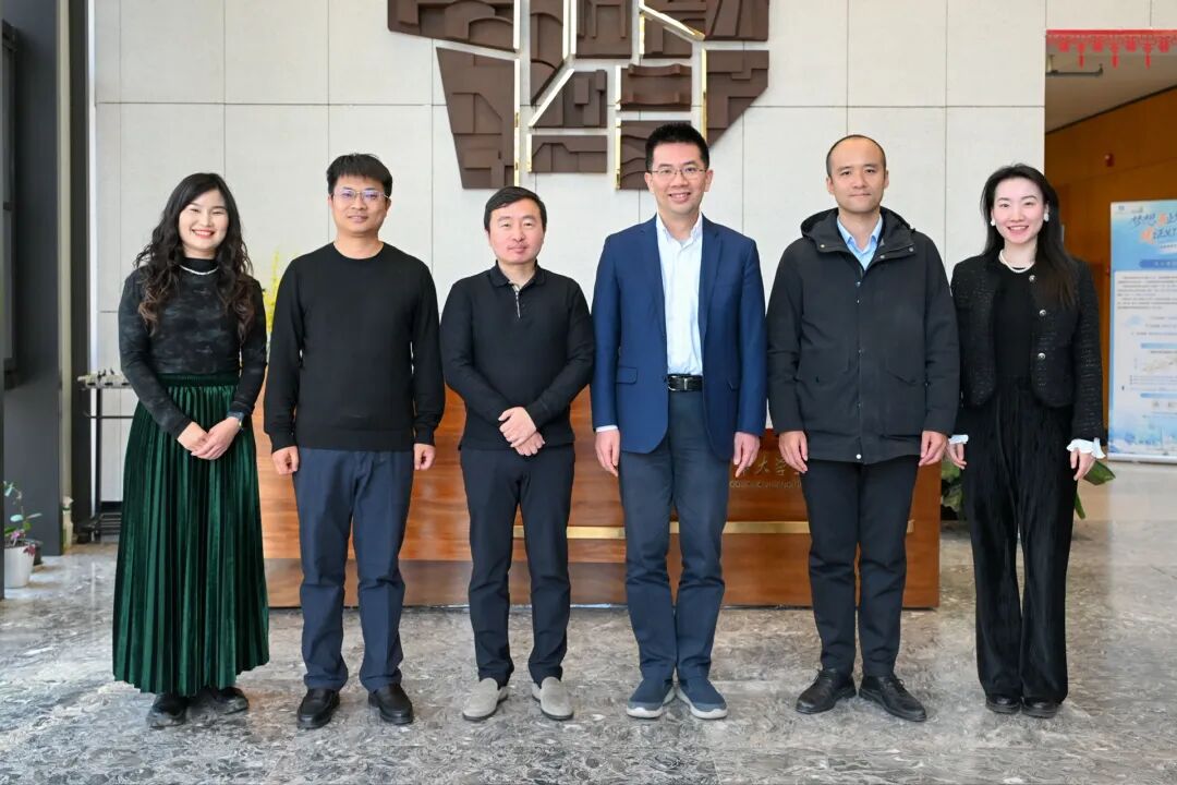 清华校友徐书楠捐赠土木百年新发展项目签署仪式举行